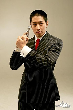 movie_image.jpg?type=m665_443_2