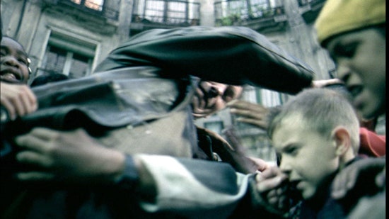 movie_image.jpg?type=m665_443_2