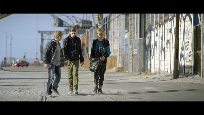 movie_image.jpg?type=m665_443_2