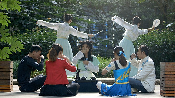 movie_image.jpg?type=m665_443_2