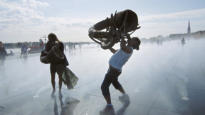 movie_image.jpg?type=m665_443_2