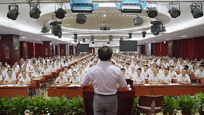 movie_image.jpg?type=m665_443_2