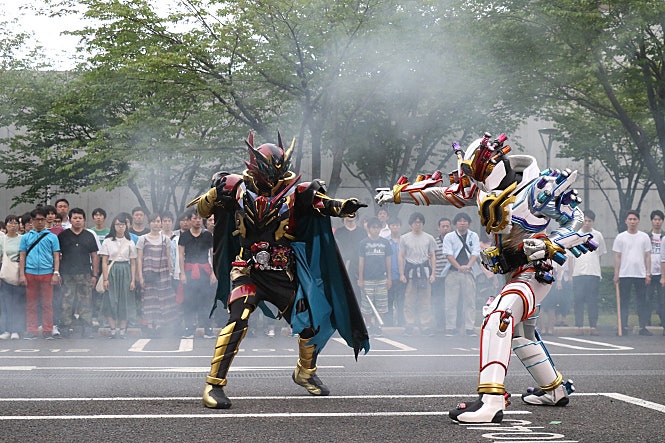 movie_image.jpg?type=m665_443_2