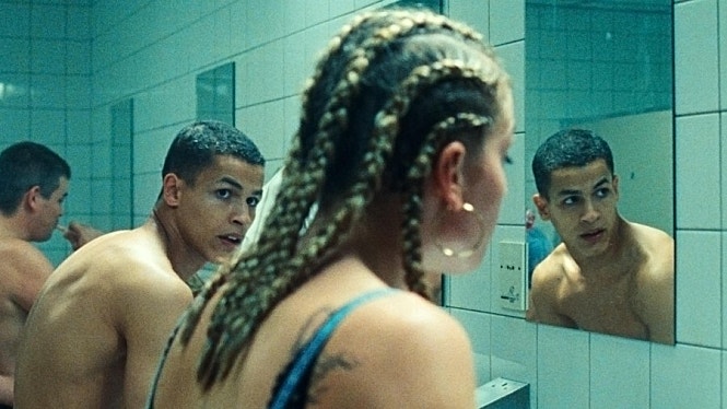 movie_image.jpg?type=m665_443_2