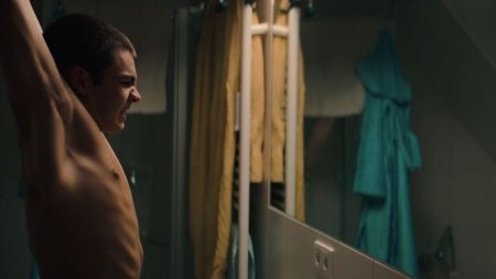 movie_image.jpg?type=m665_443_2