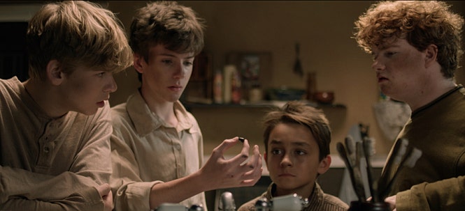 movie_image.jpg?type=m665_443_2