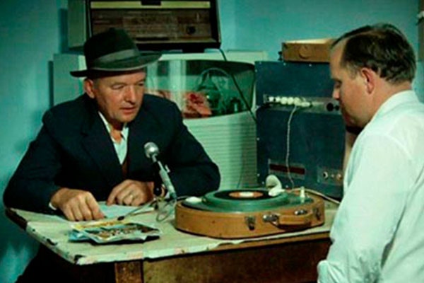 렛 아워 보이스 미 헐드 투: 우리 목소리도 들려야 한다