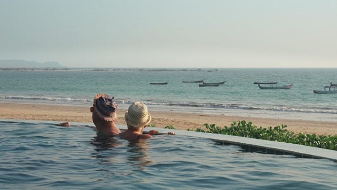 그리팅스 프롬 미얀마